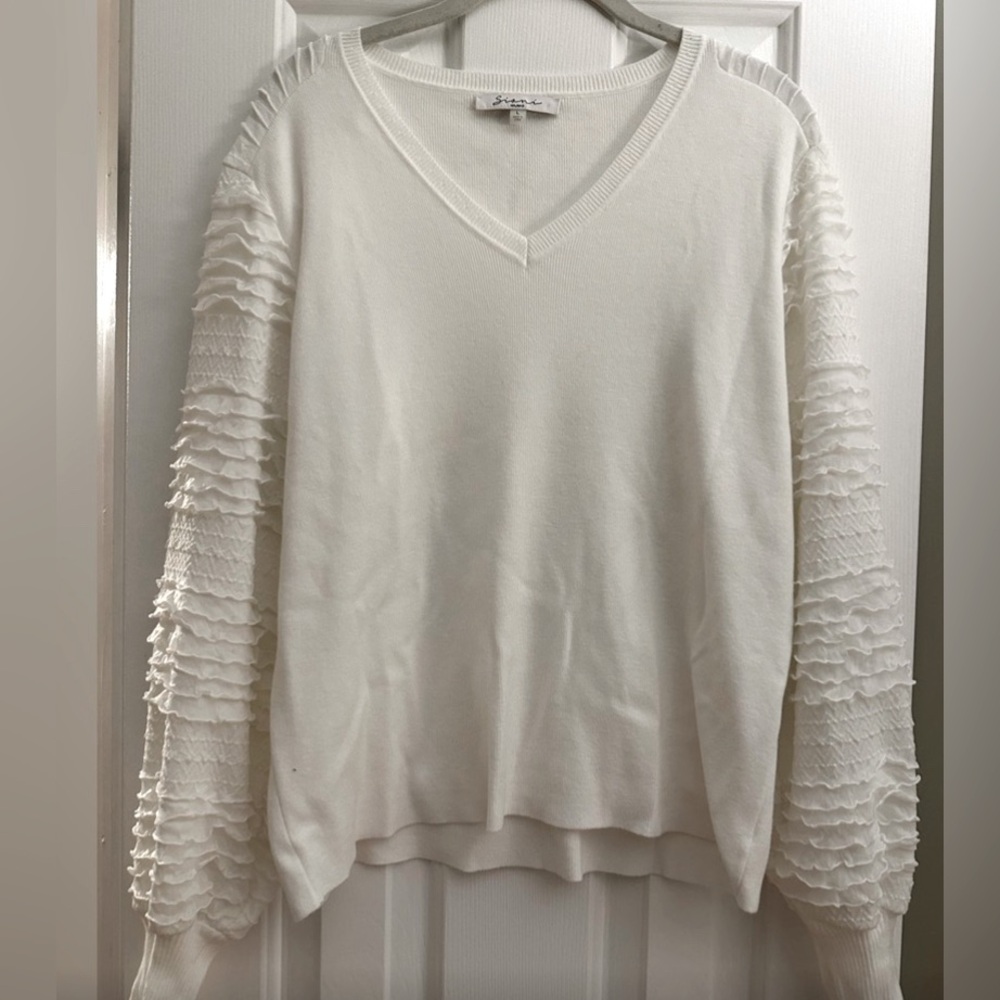 Sioni Cream V-Neck Sweater with Textured Sleeves